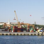 How do Dubai’s globe valve stockists handle international shipping and logistics for their customers?